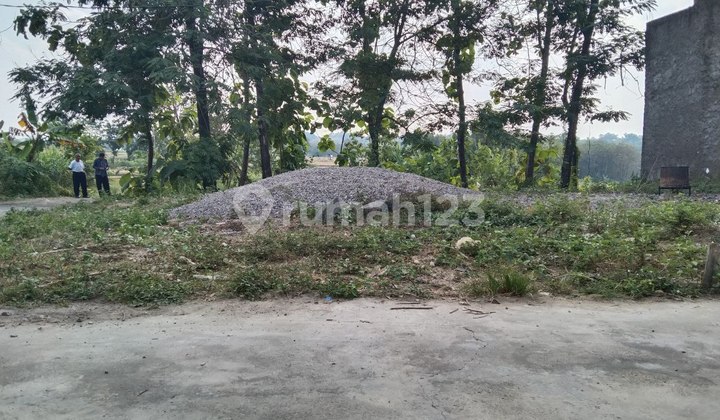 Cheap Land in Strategic Location in Gondangrejo, Karanganyar Cheap Land in Strategic Location in Gondangrejo, Karanganyar