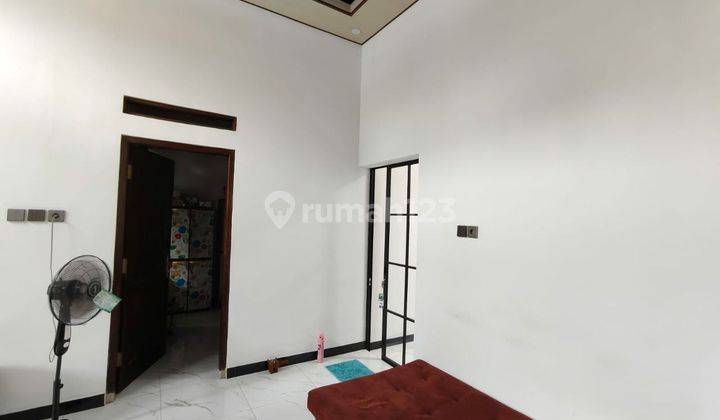 Rumah Murah Cantik Minimalis Lokasi Strategis  2