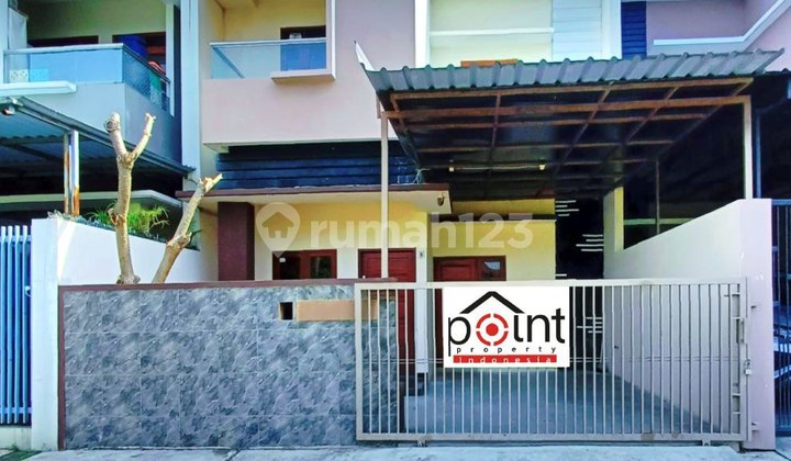 Rumah Bagus 2 Lantai Dekat Pusat Perbelanjaan