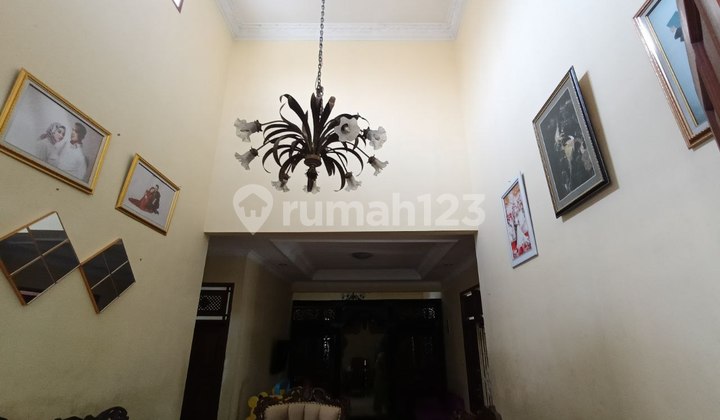 Rumah Etnik Luas Lokasi strategis Tengah Kota 2