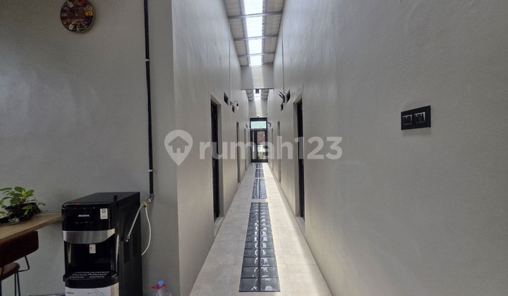 Rumah Kost Eksklusif Full Furnished Dekat Kampus UNS Rumah Kost Eksklusif Full Furnished Dekat Kampus UNS