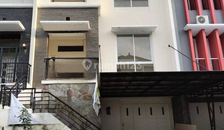 Townhouse Jimbaran Ancol 3 Lantai Murah 1