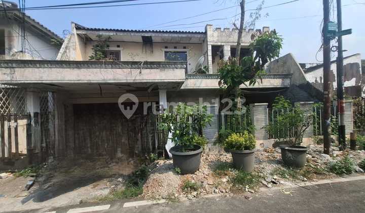 Rumah Cempaka Putih Hitung Tanah Jarang Ada