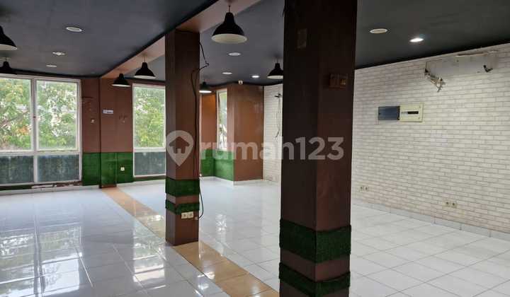 Cheap Connected Shophouse Below Market Price 2