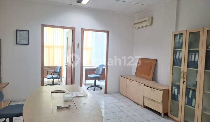 Shop House Facing Main Road, Strategic, Affordable 2