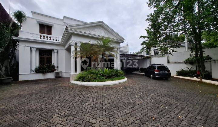 Rumah Sewa Menteng Mewah Ada Private Pool Lokasi Prime 1