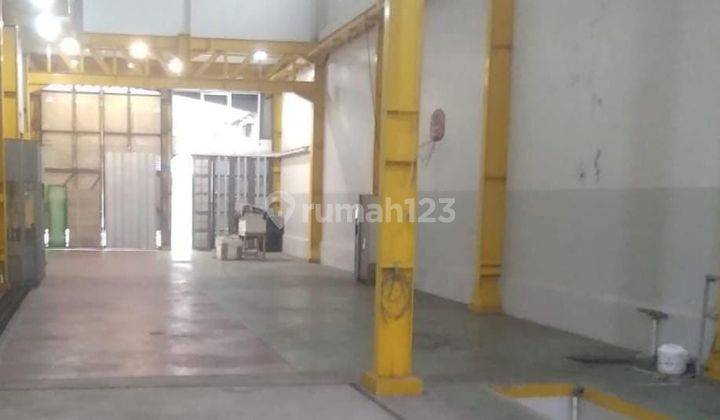 Disewakan Ruang Usaha Luas 900m Pondok Bambu Strategis 1