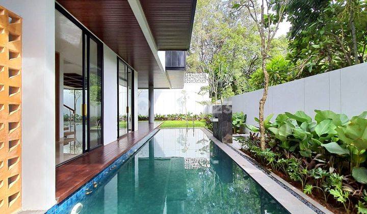 Rumah Modern Resort Pool Akses Jalan Besar Bebas Banjir Di Kemang 2