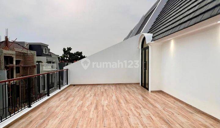 Rumah Mewah Dgn Rooftop Posisi Pojok Dekat Tol Andara  2