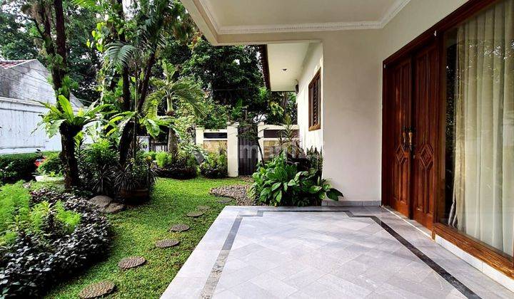 Rumah Mewah Private Pool Dekat Pusat Bisnis Kemang 2