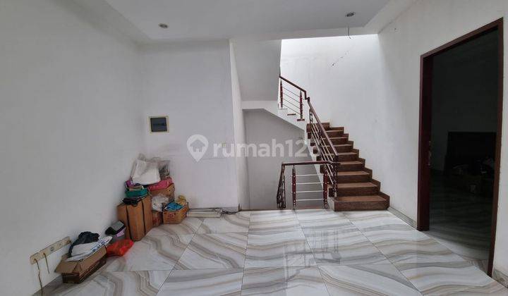 Rumah komplek Puri Indah, Jakarta Barat sudah renovasi 2