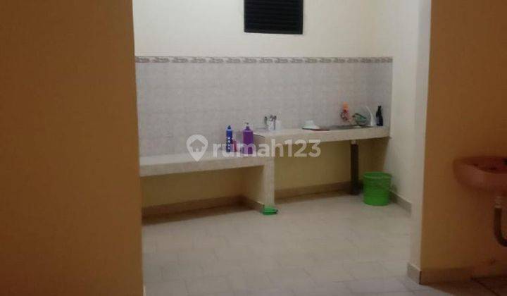 dapur rumah dalam komplek villa mutiara