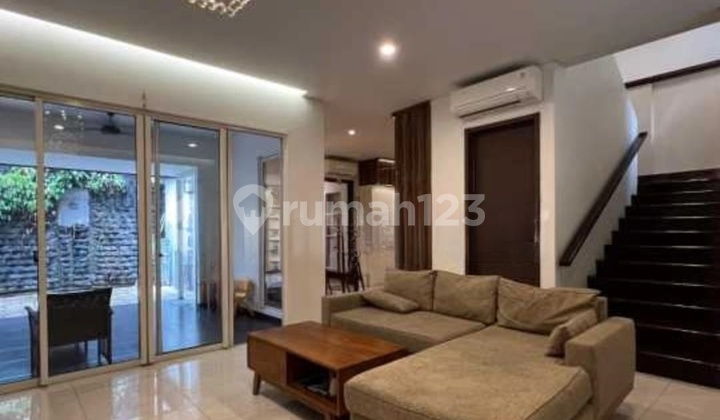 Rumah Full Furnished Sudah Renovasi di Serenia Hills Lebak Bulus 2