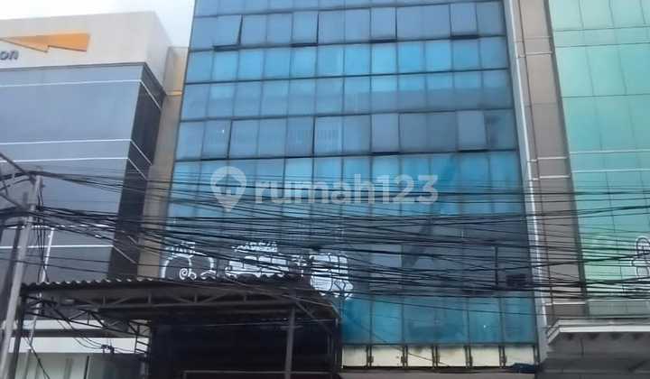 Perkantoran 3.5 Lantai