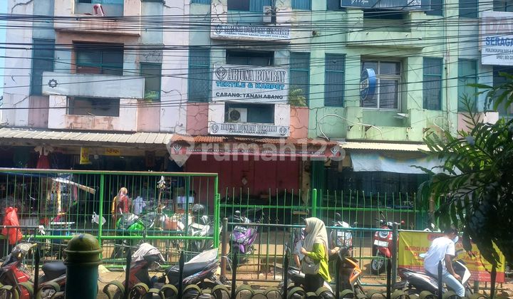 3-Storey Shophouse 3-Storey Shophouse