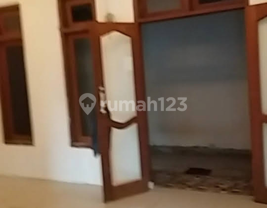 Rumah luas akses strategis suasana alami 2