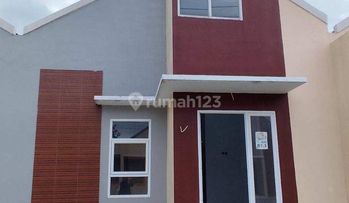 Rumah Cantik Modern Suasana Pedesaan Asri Hijau  1