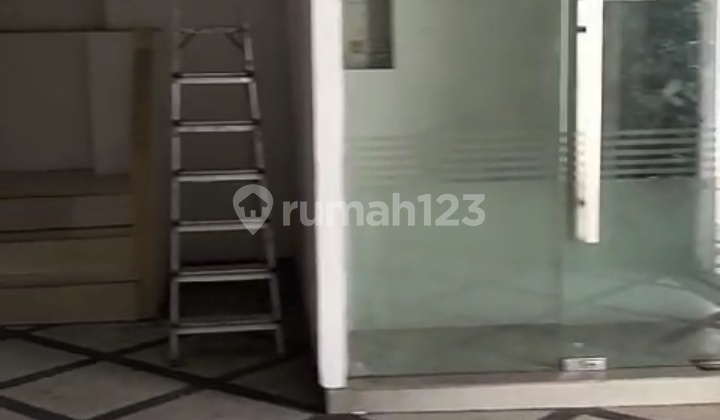 4-Storey Shop House in West Perak Area, Surabaya 2