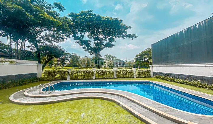 Dijual Graha Family Golf View With Private Pool 2