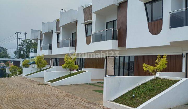 RUMAH MEWAH HARGA MURAH VIEW PEGUNUNGAN DI KOTA BARU PARAHYANGAN 2