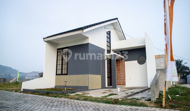 Rumah Konsep Syariah Tanpa Bank Lingkungan Islami di Bandung Timur 1