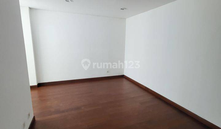 HARUS TERJUAL Penthouse Apartment Royale Springhill Kemayoran