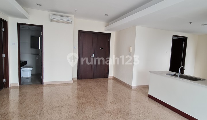 Hot Deal Apartemen Royale Springhill Kemayoran 2 Bedroom 