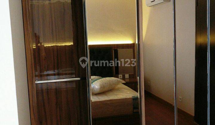 HARUS TERJUAL Apartemen Royale Springhill Kemayoran 3 BR 