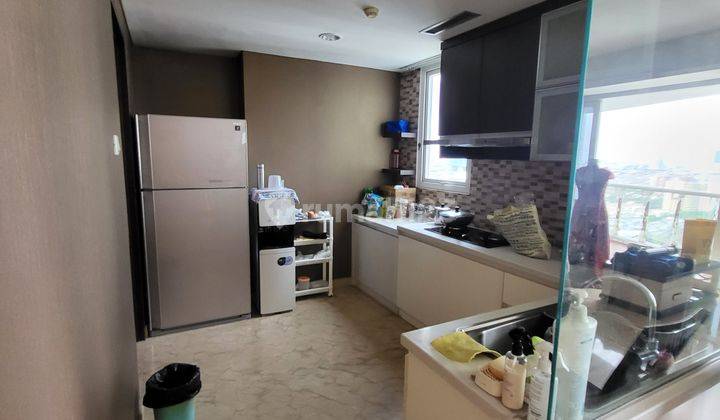 DISEWAKAN APARTEMEN ROYALE SPRINGHILL KEMAYORAN 2BR FURNISHED!