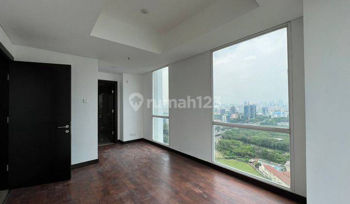 DIJUAL APARTEMEN ROYALE SUITE SPRINGHILL KEMAYORAN 4 BEDROOM 1