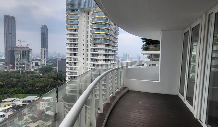 Disewakan Apartment Royale Springhill Kemayoran Unfurnished 3 bedroom Disewakan Apartment Royale Springhill Kemayoran Unfurnished 3 bedroom