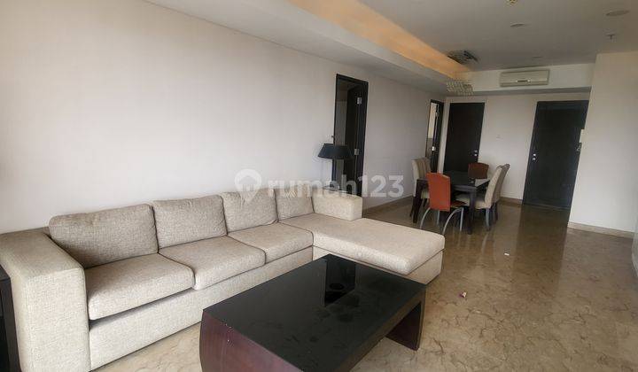 DISEWAKAN apartemen Royale Springhill kemayoran 3 BR view golf