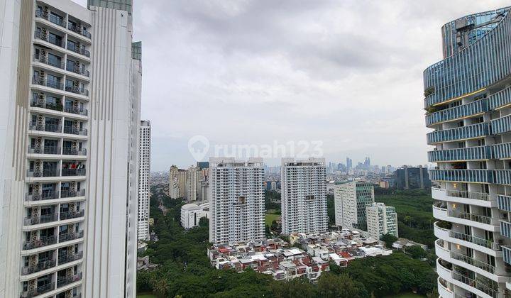 DISEWAKAN apartemen Royale Springhill Kemayoran  3 bedroom Furnished 