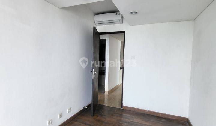 Disewakan Apartemen Royale Springhill Kemayoran 3 BR unfurnished