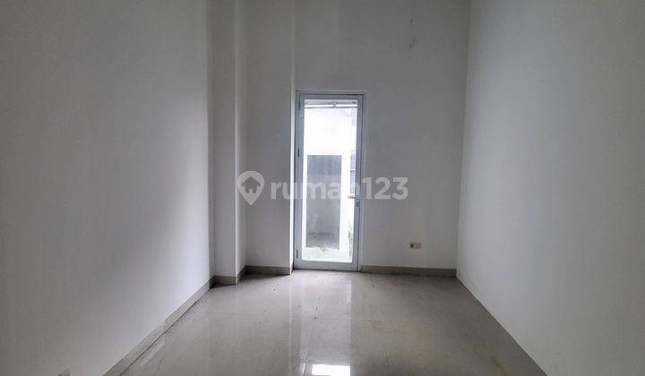 DISEWAKAN GEDUNG OFFICE LOKASI DI BINTARO RAYA KEBAYORAN LAMA JAKSEL 