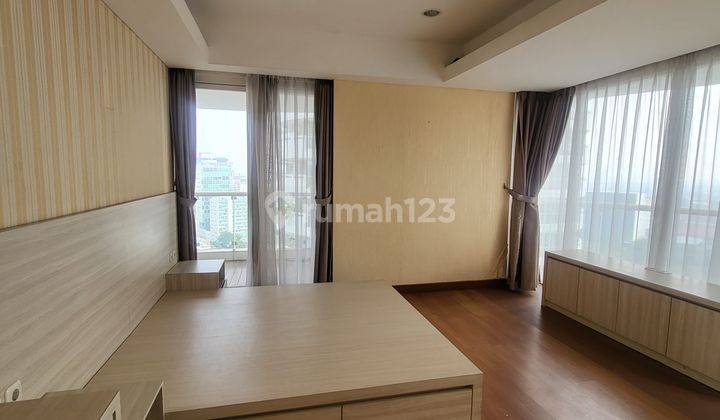 DIJUAL CEPAT APARTEMEN ROYALE SPRINGHILL KEMAYORAN 3 BEDROOM  