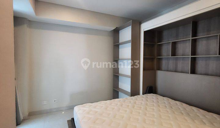 HARUS TERJUAL Apartment Royale Springhill Kemayoran 3 BR view golf 
