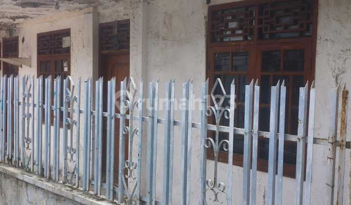 Dijual Rumah Tua Lokasi di Kebon Kosong Kemayoran Jakpus