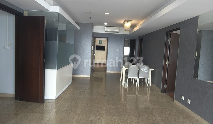 Harus Terjual Apartment Royale Springhill Kemayoran 3 Bedroom