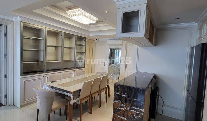 Dijual Apartemen Royale Springhill Kemayoran  3 Br Furnished 1