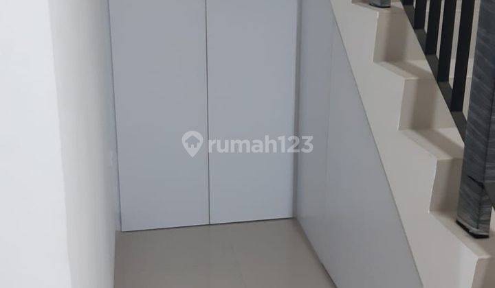 Disewakan Rumah 10×20 Siap Semi Furnished Di Cluster Simprug Residences  Pik 2