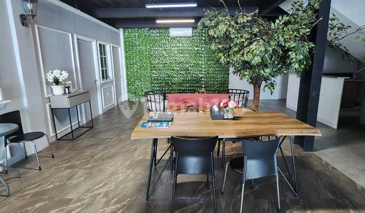 For Rent: Warehouse for Cafe/F&B Business, Location in Danau Sunter Barat!