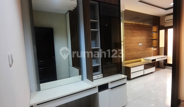Dream Home for Sale in Kelapa Gading 5BR 2