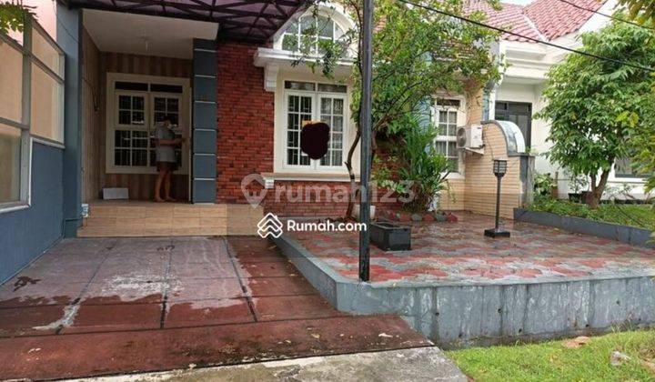 Dijual Cepat Murah Rumah di Lippo Cikarang Cluster Picadelly 1