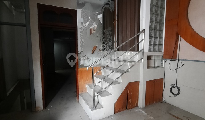 Dijual Cepat Ruko Lokasi Strategis di Pusat Kota Dijual Cepat Ruko Lokasi Strategis di Pusat Kota