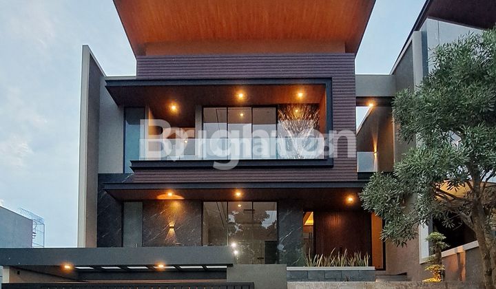 Rumah Sultan Mewah di Citraland! Rumah 3 Lantai Lokasi Terbaik Dekat Universitas Ciputra, Dekat Gwalk, Dekat Hokky Supermarket!