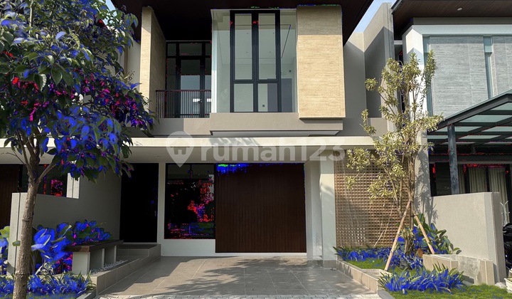 NEW CITRALAND MAIN HOUSE! Citraland house near Gwalk, near Graha Family, near Pakuwon Indah, near Citraland Market!