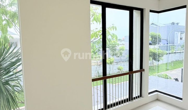 New Modern Minimalist Ready-to-Occupy House in Citraland Northwest Hill, Near International School, Near Pakuwon Mall, Near Ciputra University 2