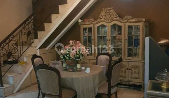 Rumah Besar Bagus Di Bintaro 2
