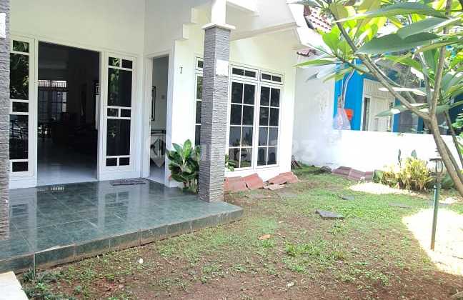 Rumah Luas Dan Rapi Di Bsd